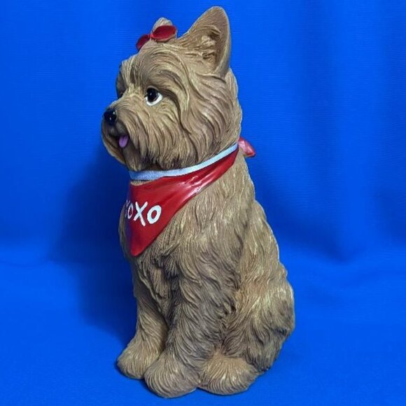 NEW ~ NWT YORKIE ~ YORKSHIRE TERRIER LOVE KISSES & HUGS GORGEOUS STATUE / FIGURE - Picture 4 of 16